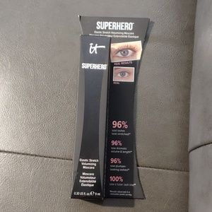 New in box IT cosmetics superhero mascara